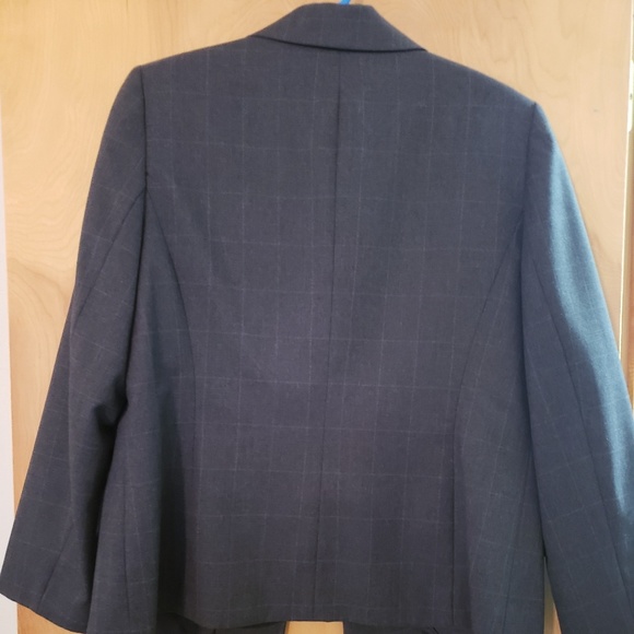 Kasper Gray Jacket subtle pattern-have slacks 2 - Picture 5 of 7